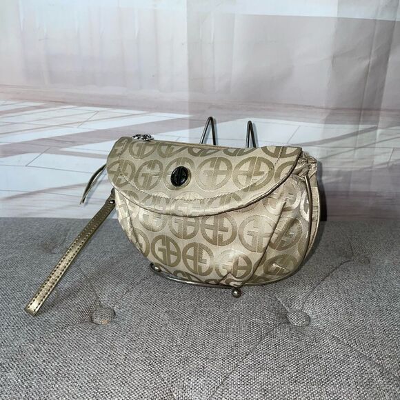 Giani Bernini Canvas Leather Trim Wristlet - Picture 3 of 12